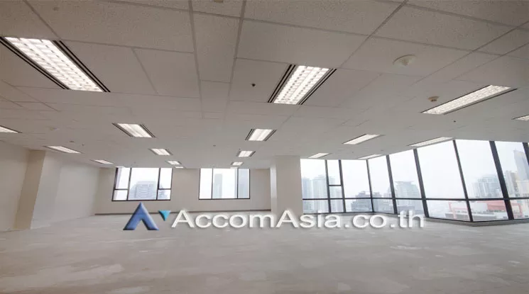  Office space For Rent in Silom, Bangkok  near BTS Sala Daeng - MRT Silom (AA18613)